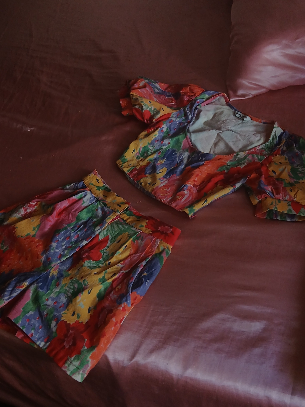 AMANDA UPRICHARD SET